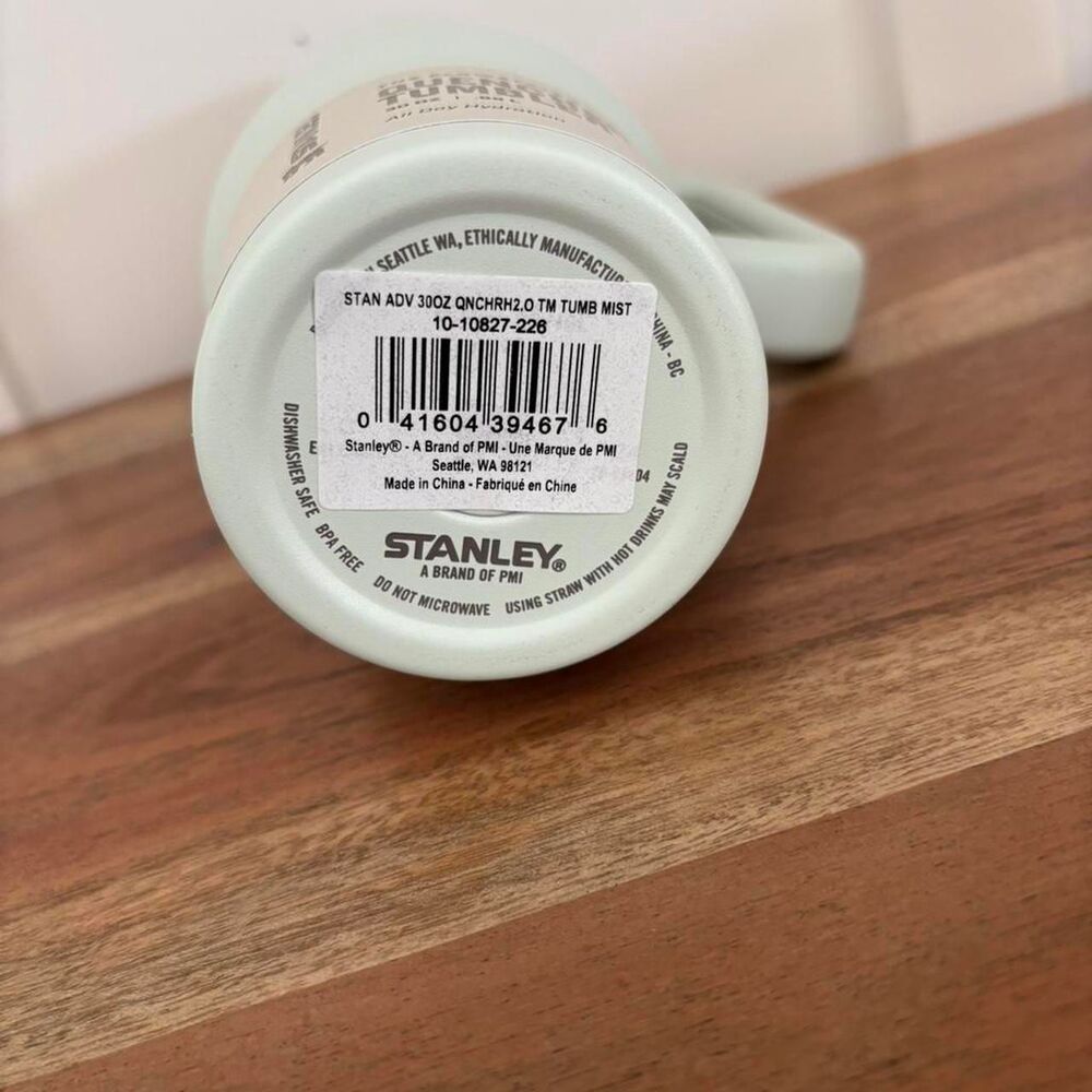 Stanley Dinnerware - Picture 2 of 5